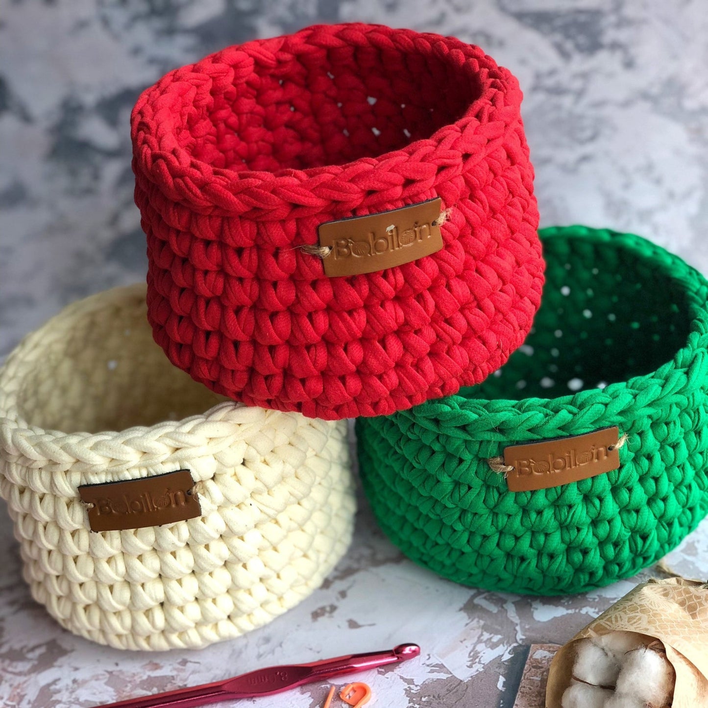 T-shirt yarn, Micro 3-5 mm, Lady in Red