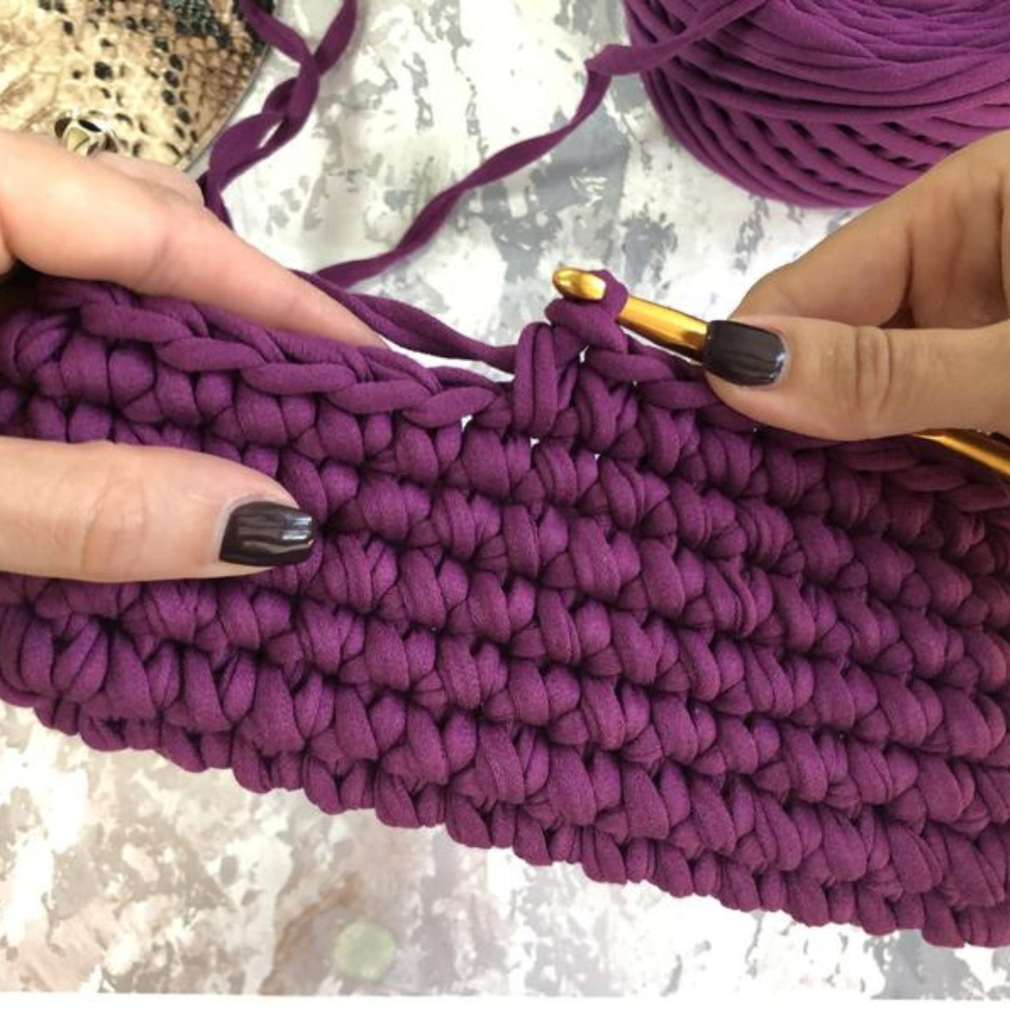T-shirt yarn, Micro 3-5 mm, Plum Pie