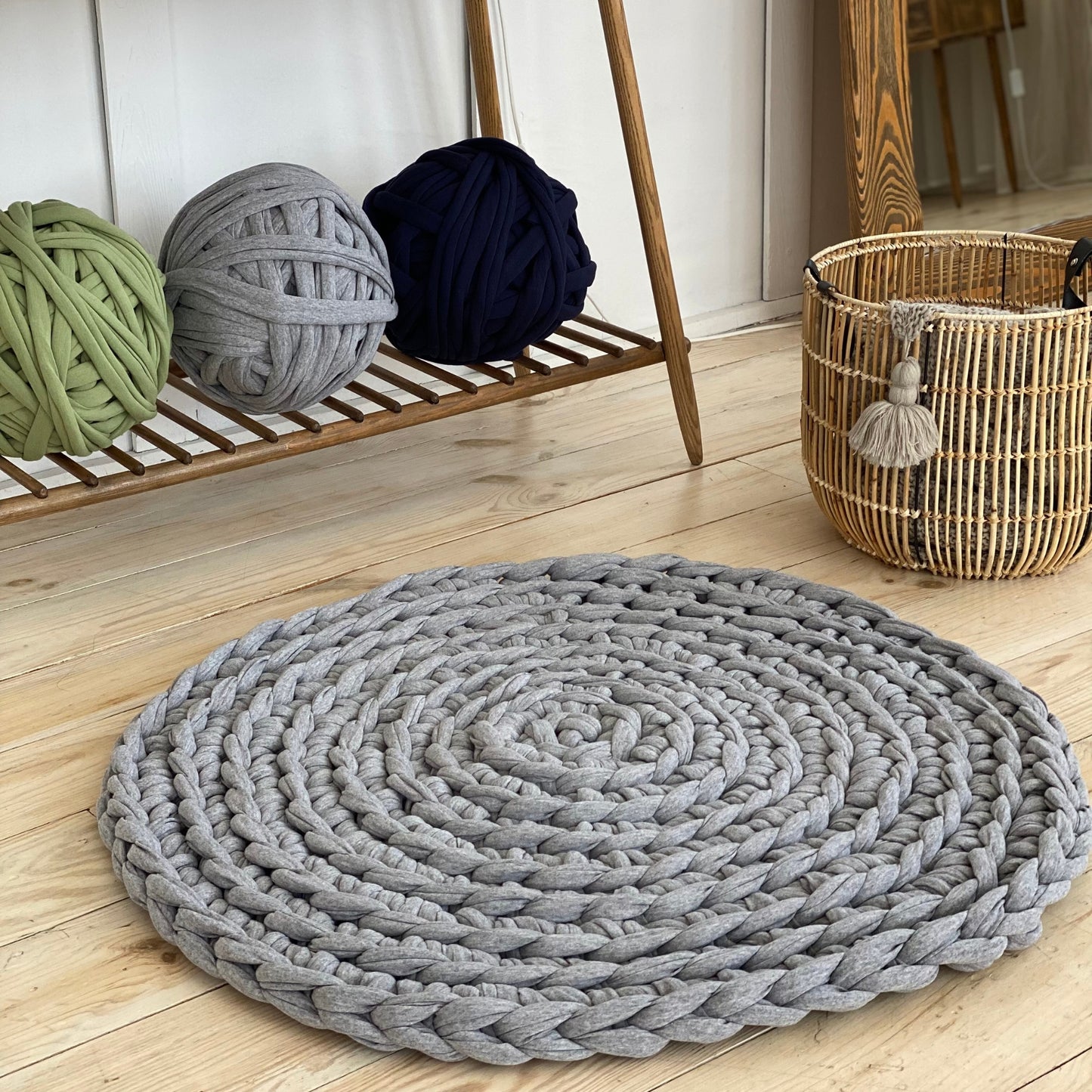 Super Thick T-Shirt Yarn 20–30 mm for Giant Crochet, Hand Knitting & Macrame – Chunky Cotton Tube Yarn – DIY Home Decor – Green Island
