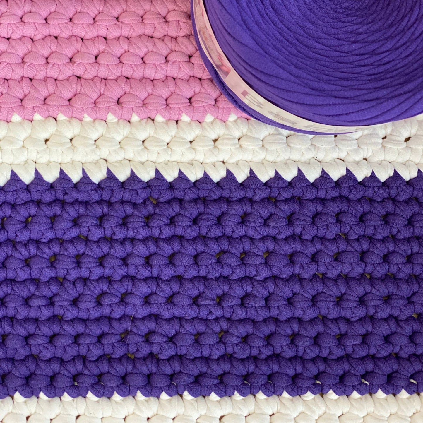 T-shirt yarn, Medium 7-9 mm, Violet