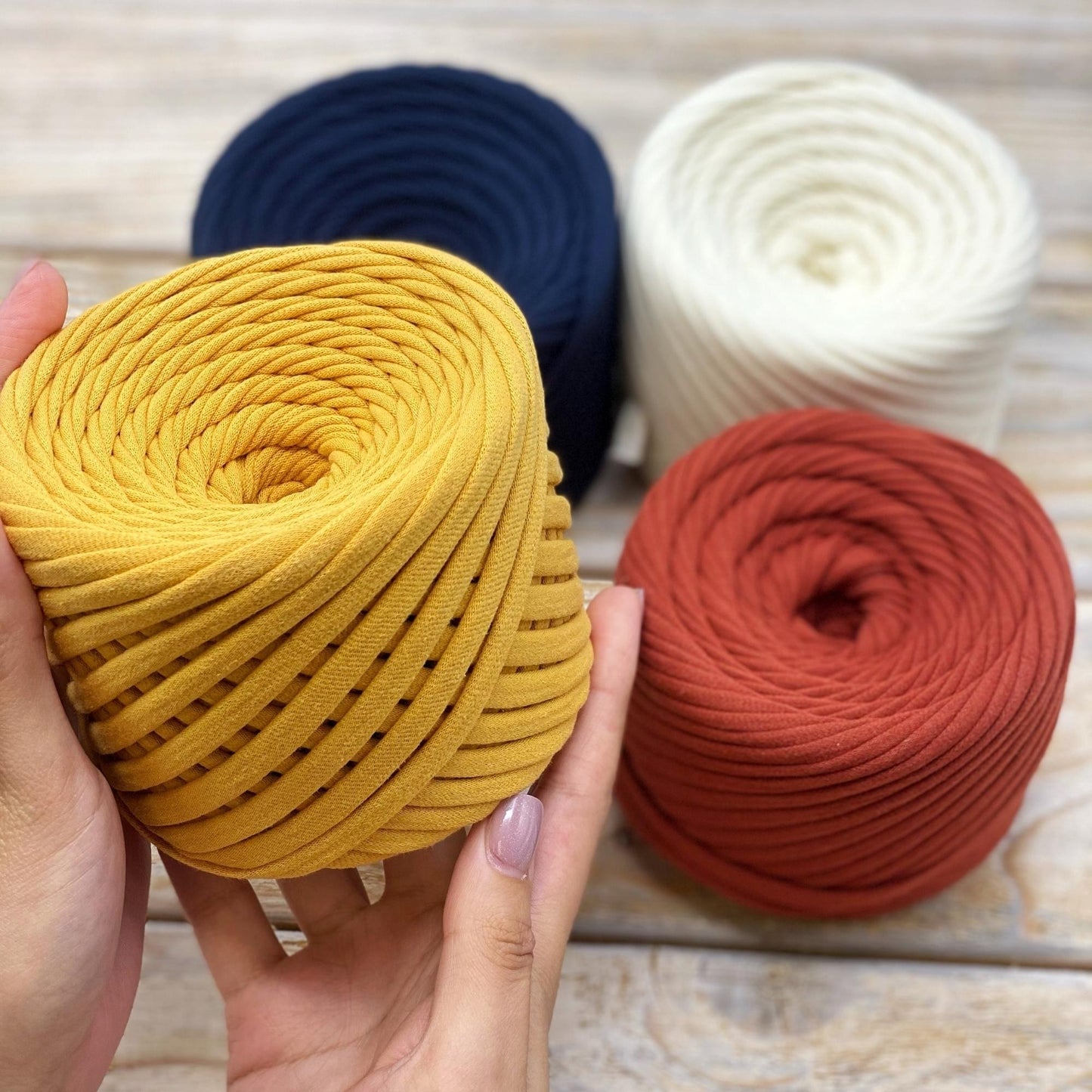 T-shirt yarn, Milano set