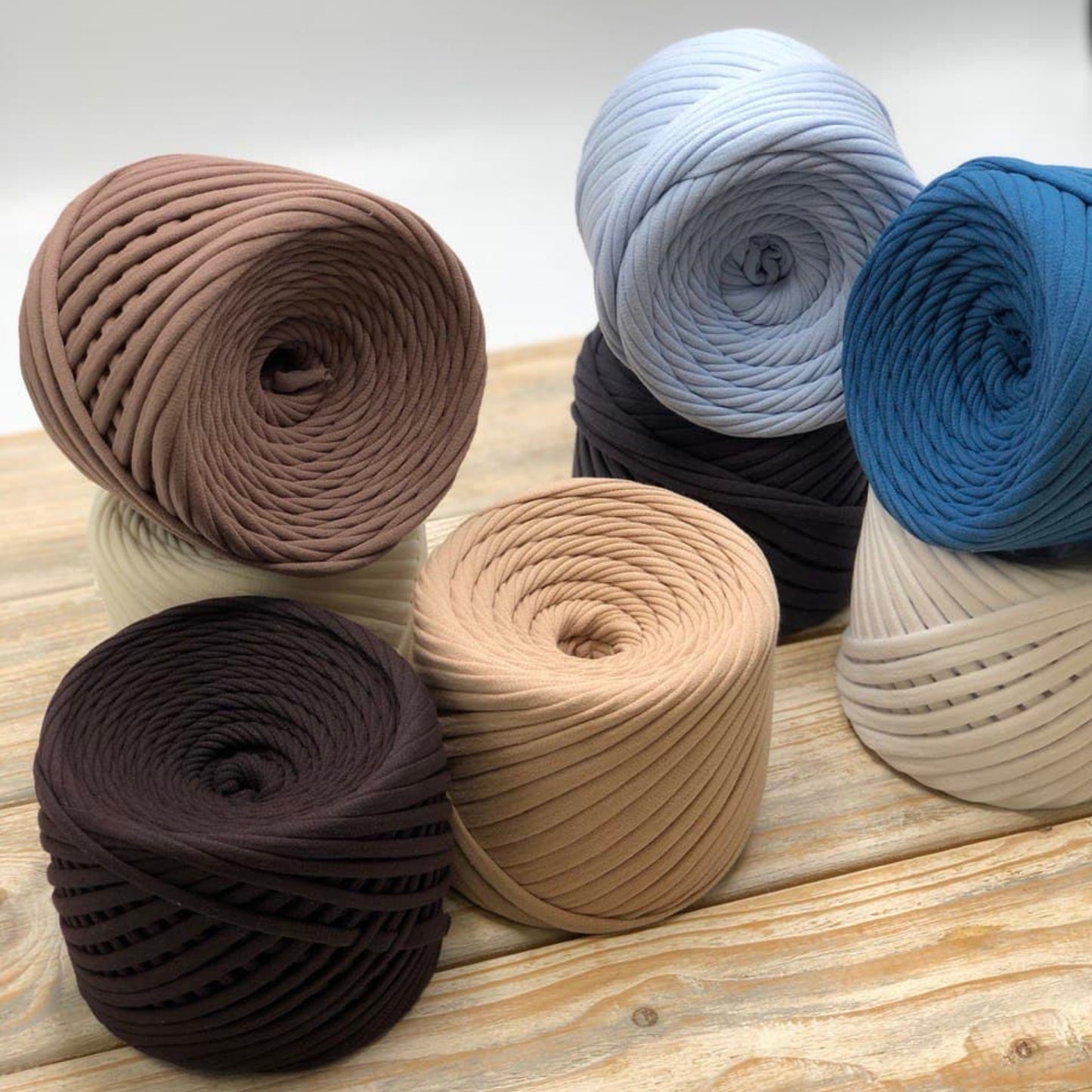 T-shirt yarn, Medium 7-9 mm, Hot Chocolate
