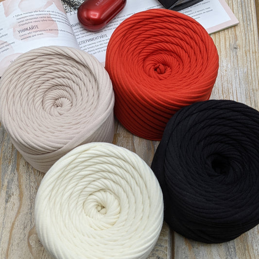 T-shirt yarn, Paris set