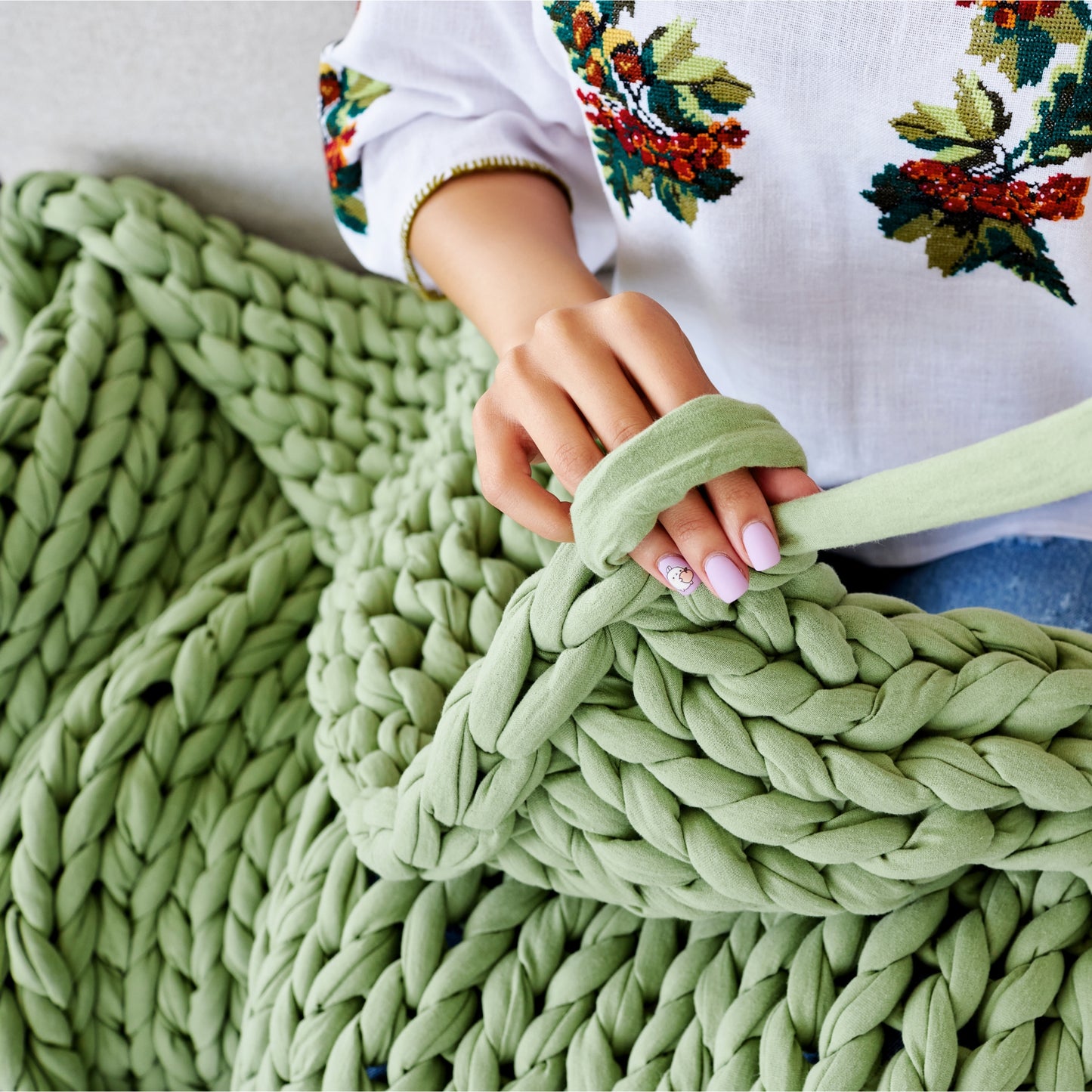 Super Thick T-Shirt Yarn 20–30 mm for Giant Crochet, Hand Knitting & Macrame – Chunky Cotton Tube Yarn – DIY Home Decor – Mint