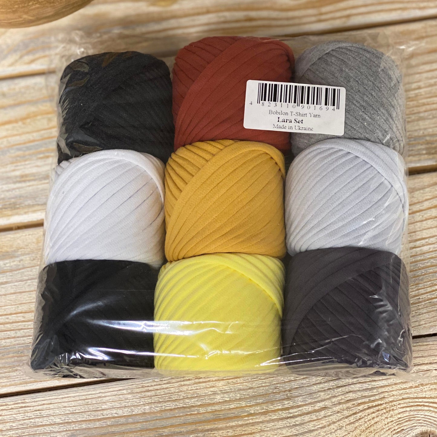 T-shirt yarn, Lara set