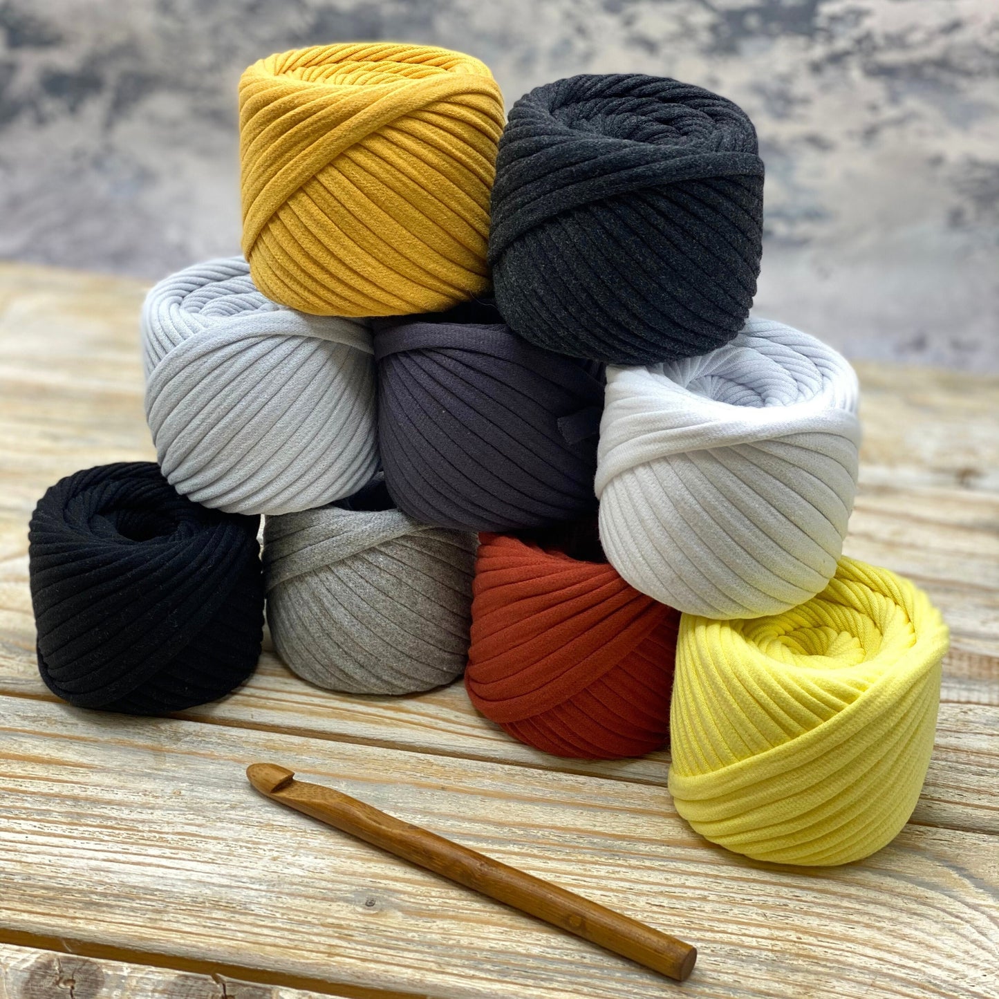 T-shirt yarn, Lara set